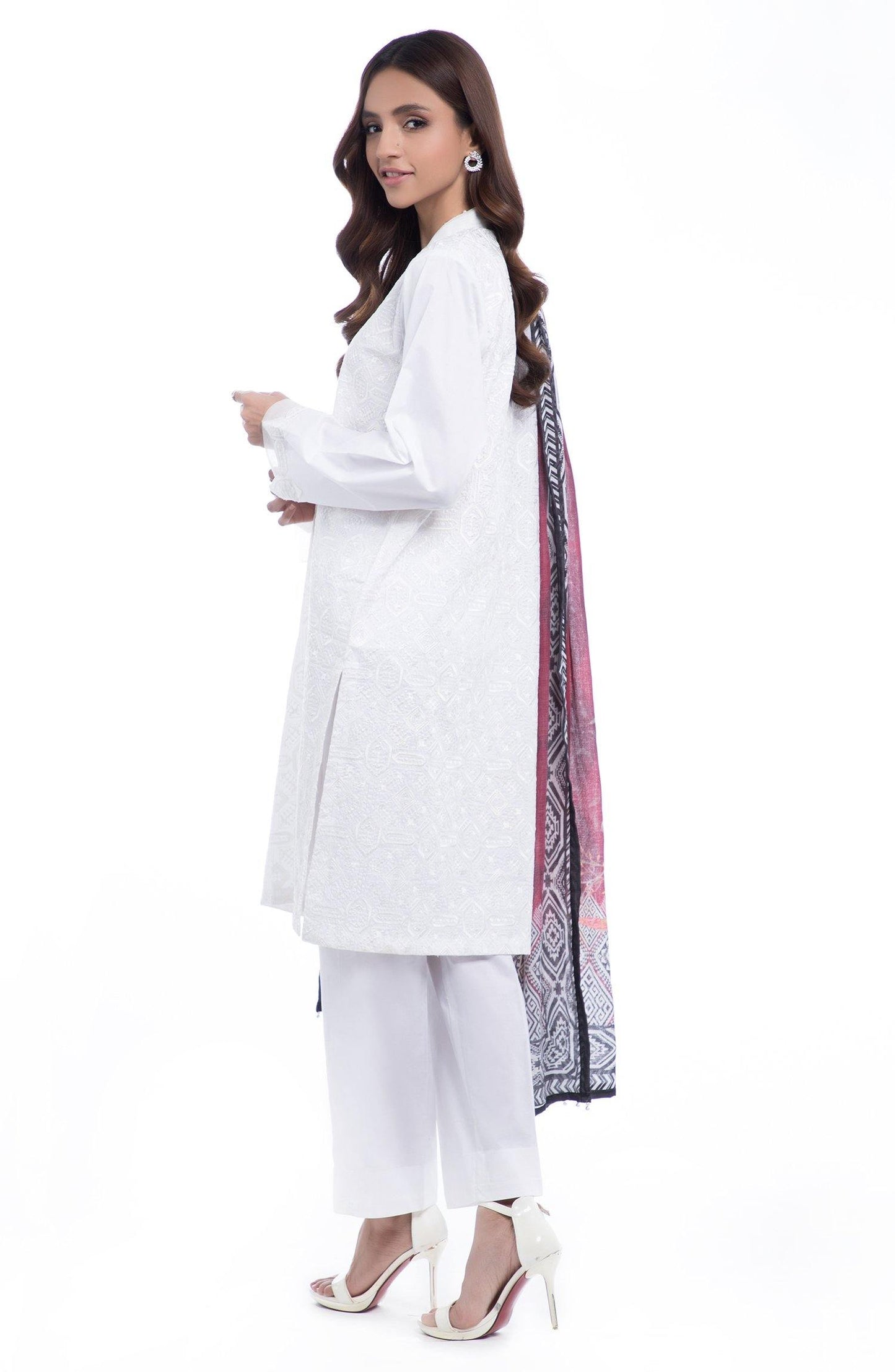 NRHC-027/WHITE - ELAN Staging