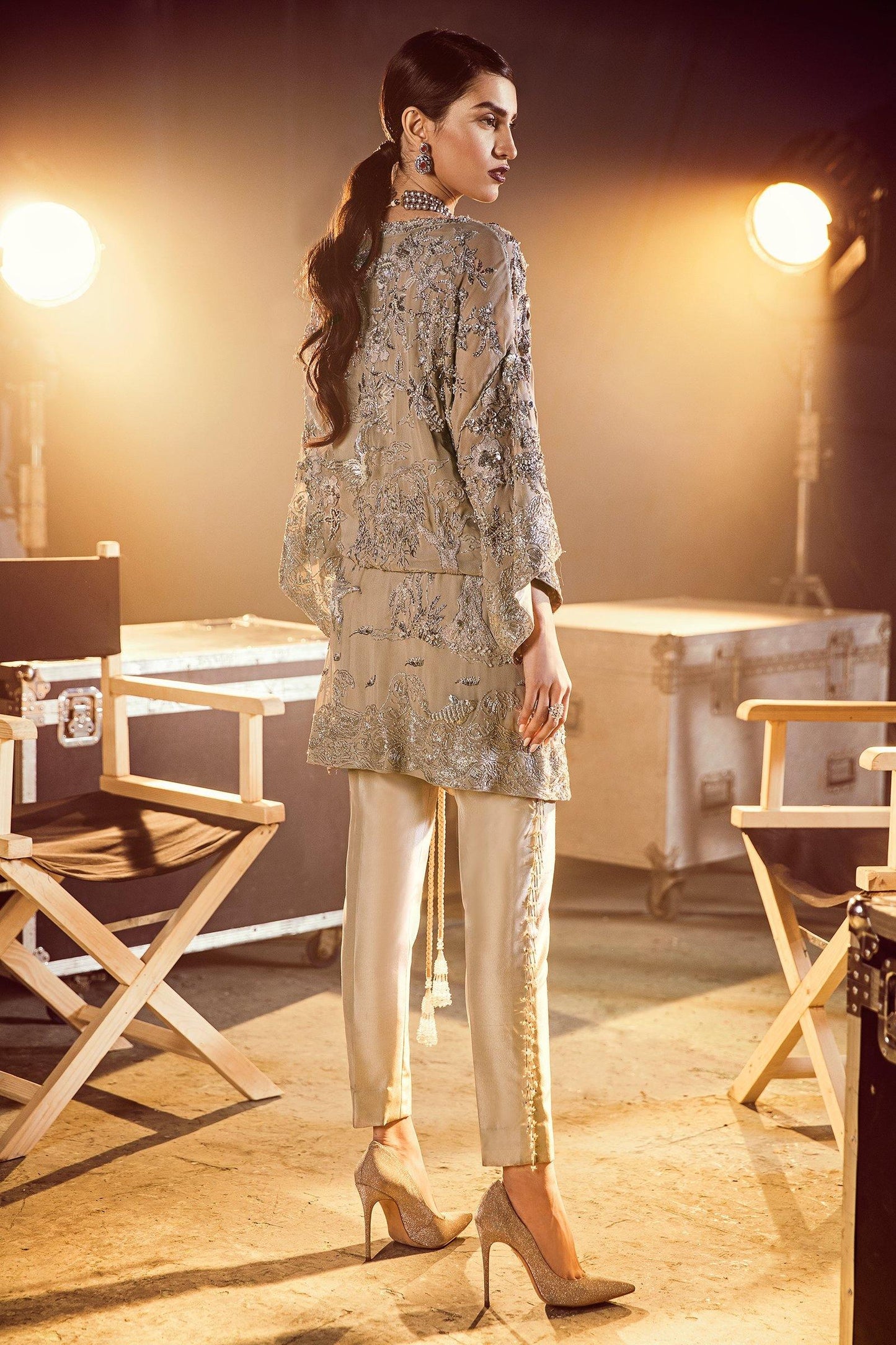 ORIENTAL IMAGINATION (EP-1710052) - ELAN Staging