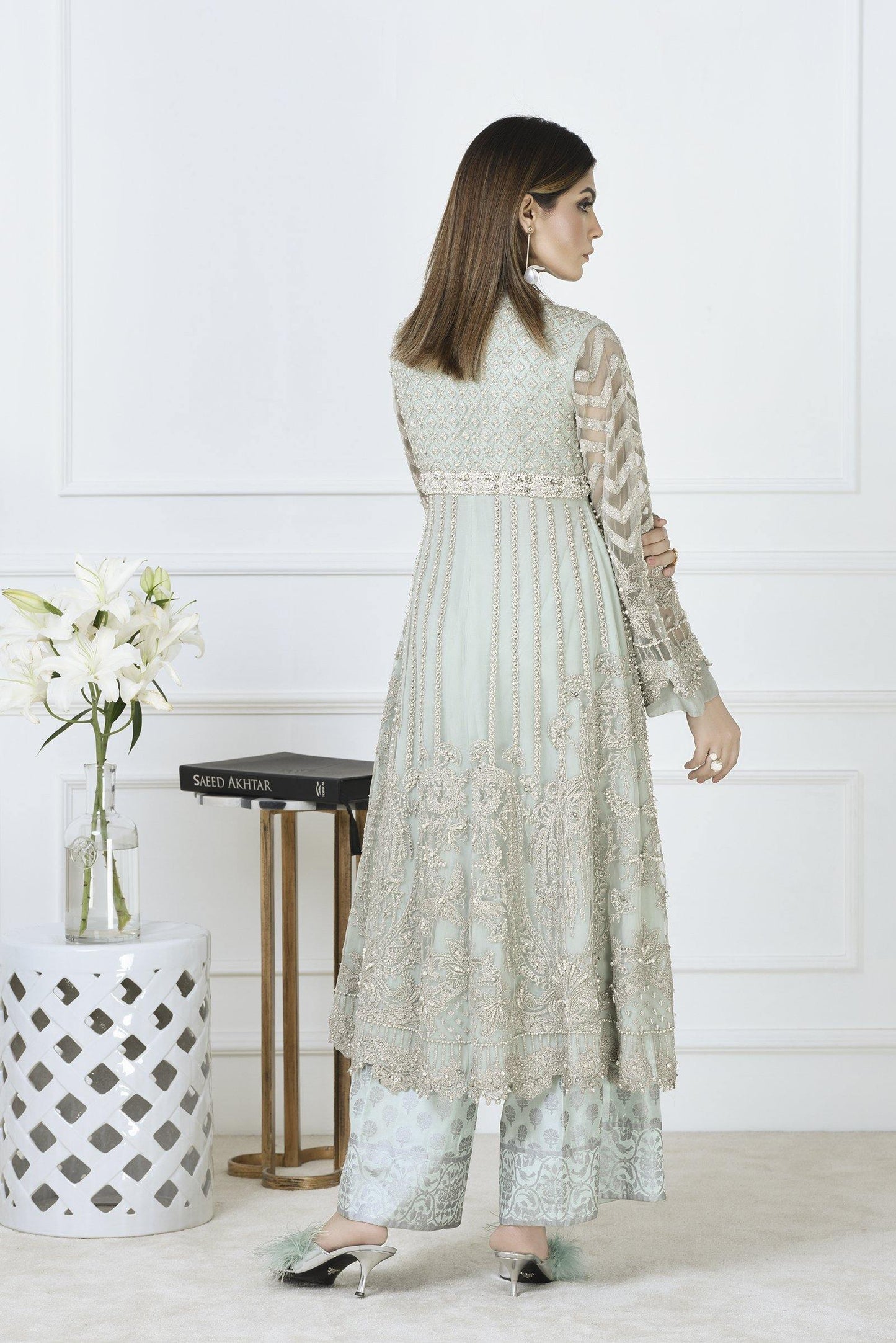 ORIENTAL FILIGREE (EP-1708036) - ELAN Staging