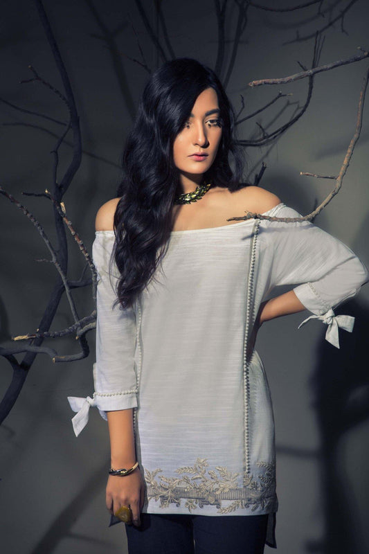 EV-09-16-03 WHT - ELAN Staging