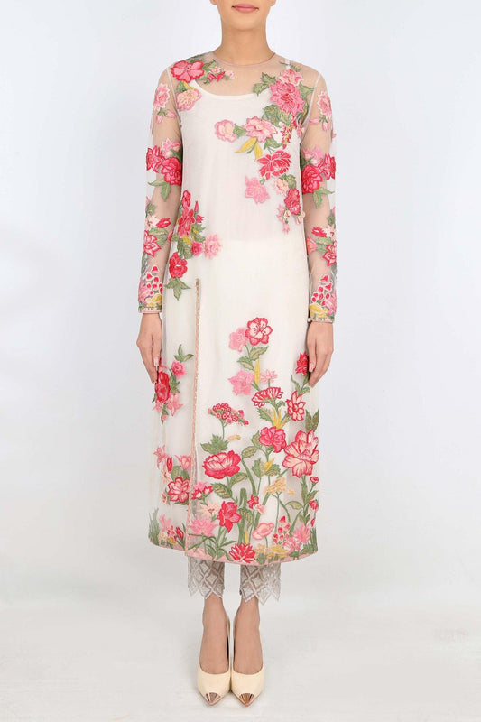 VICTORIAN SUMMER WHT-PRT - ELAN Staging