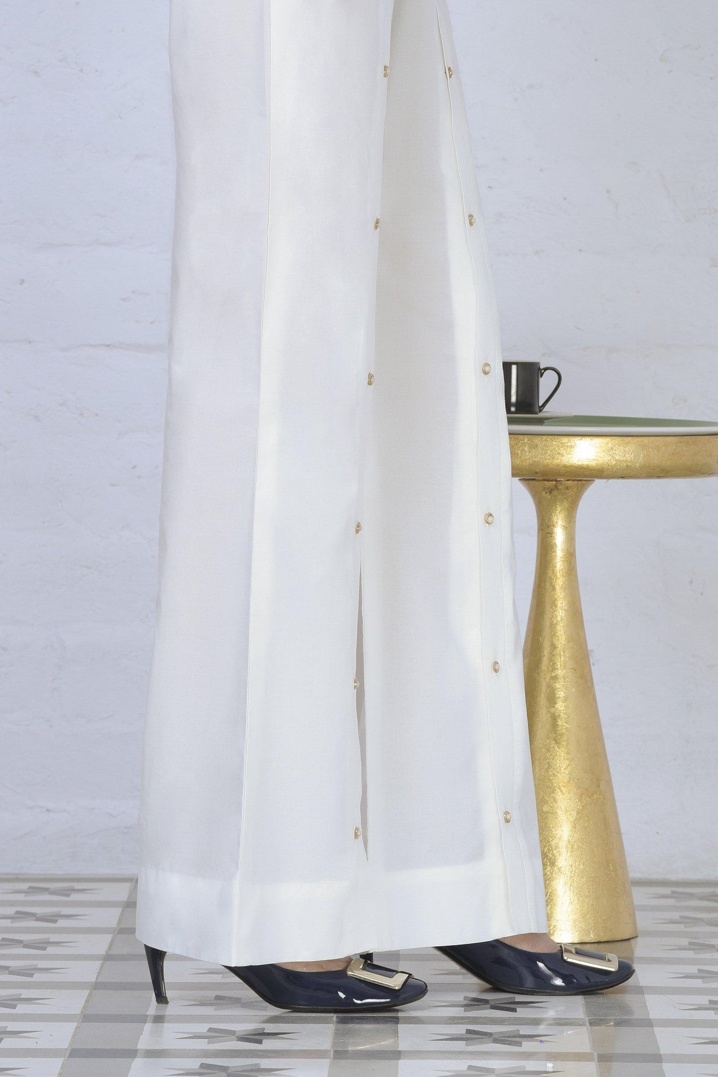 WHIMSICAL FLARE (EVT-43) - ELAN Staging