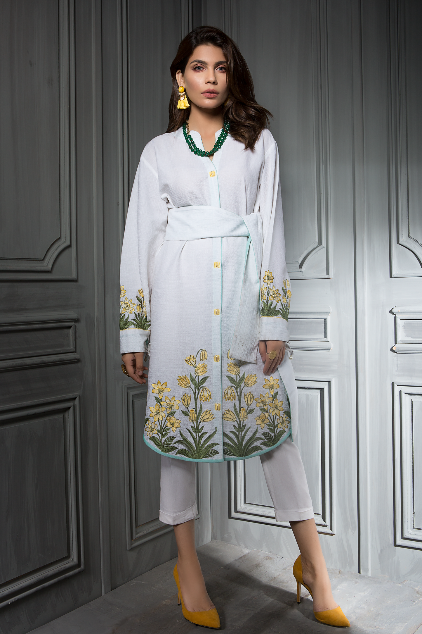 BAGH-E-FARIS (EV-1710085) - ELAN Staging