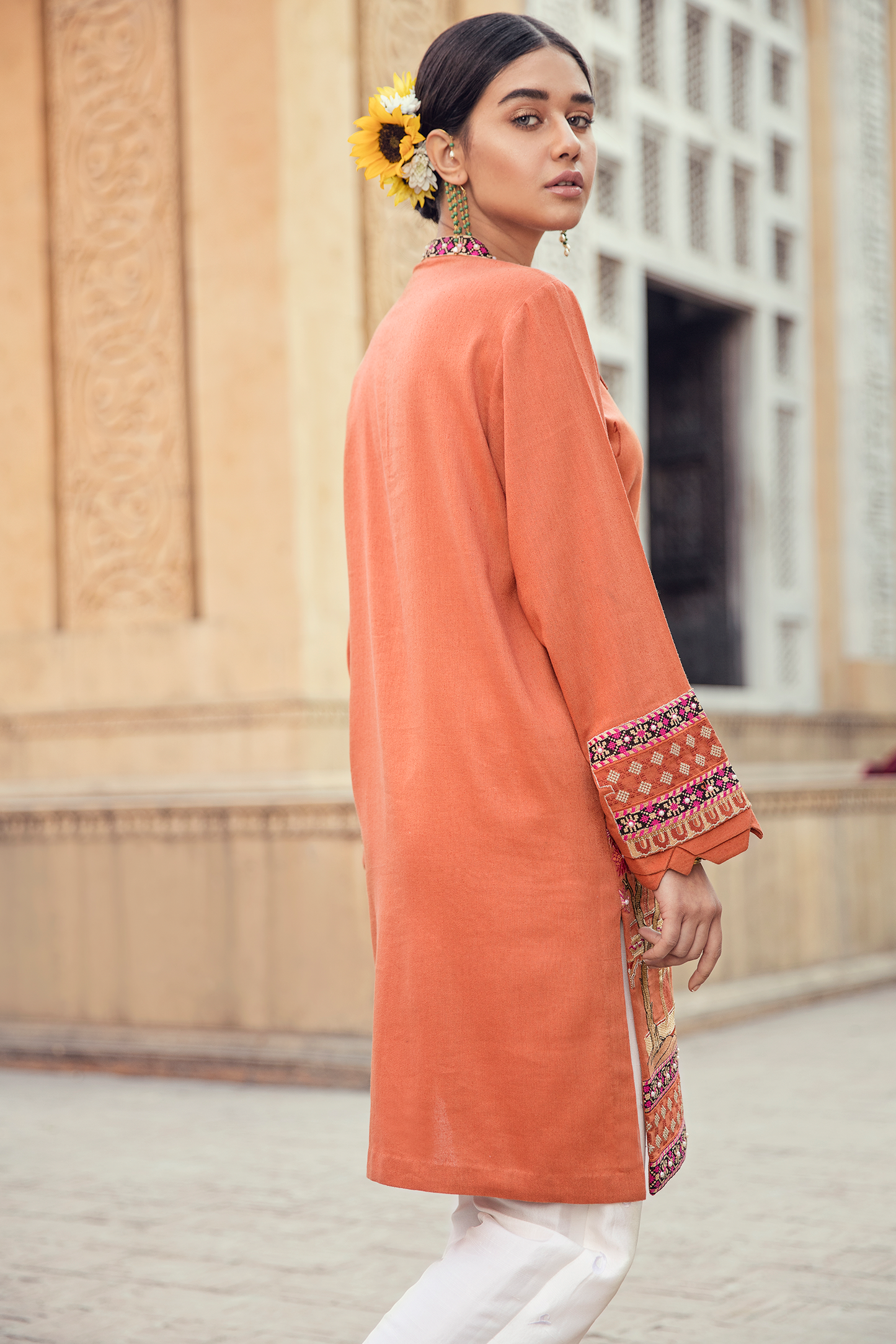 BAGH-E-QUDSIA (EV-1711108) - ELAN Staging