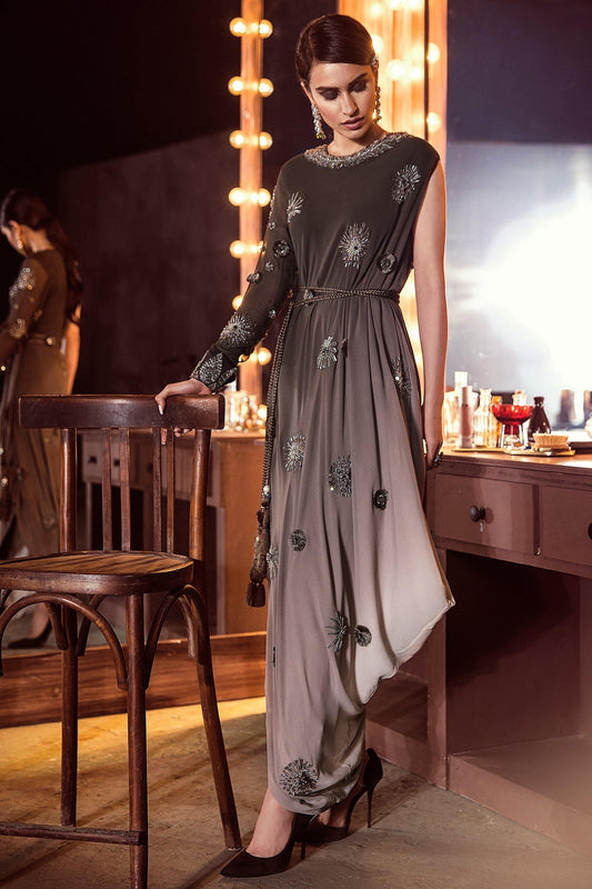 CHARCOAL DREAMS (EP-1712075) - ELAN Staging
