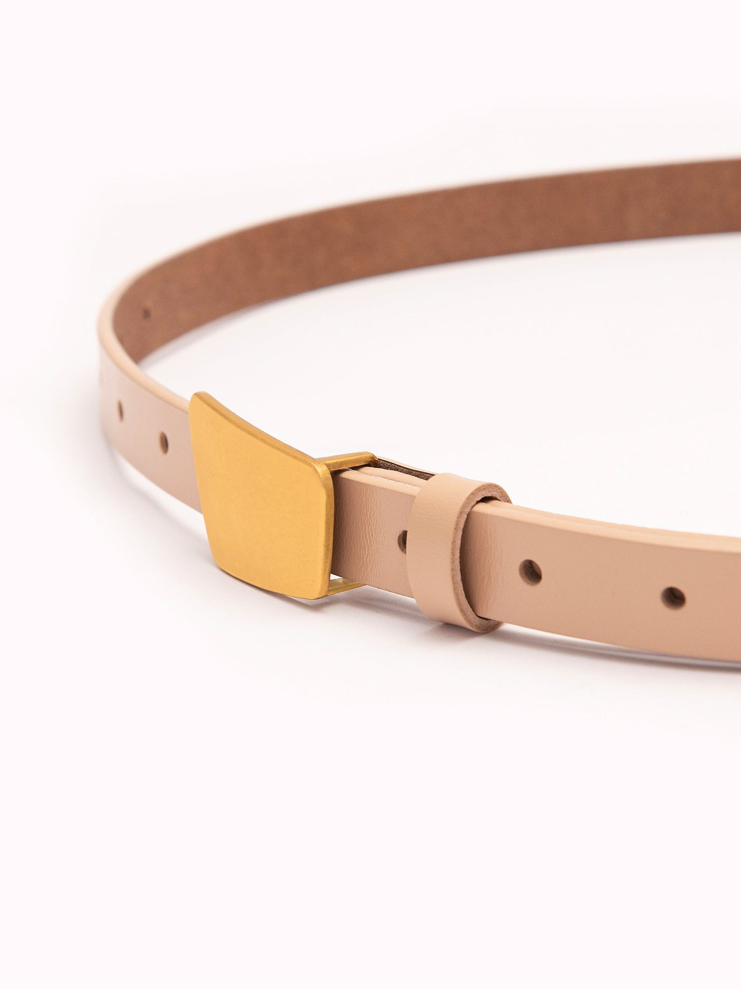 Deshaped Logo Belt