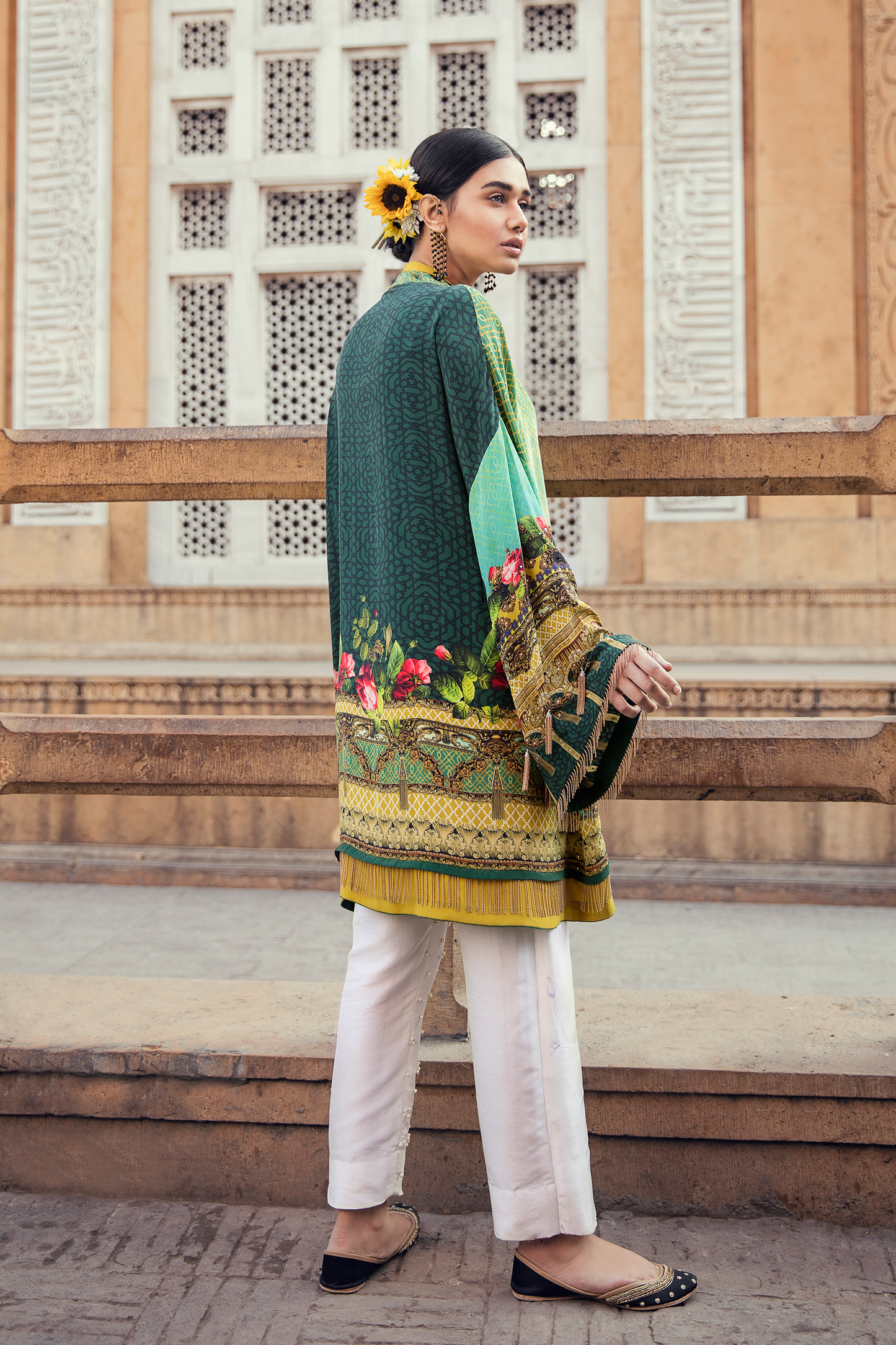 JAHAN ARA (EV-1710091) - ELAN Staging