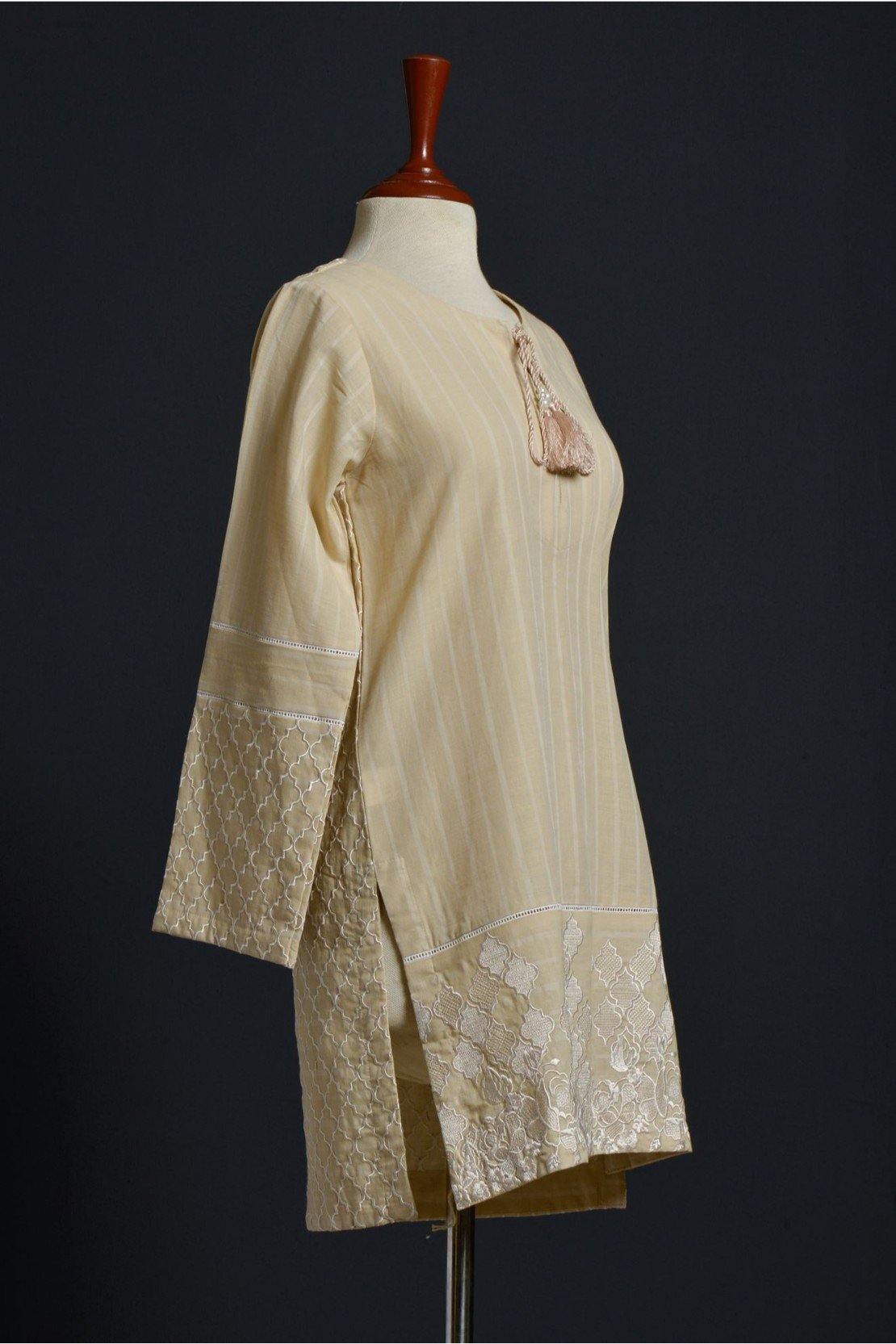 LP-002 (LUXURY PRET) - Saya