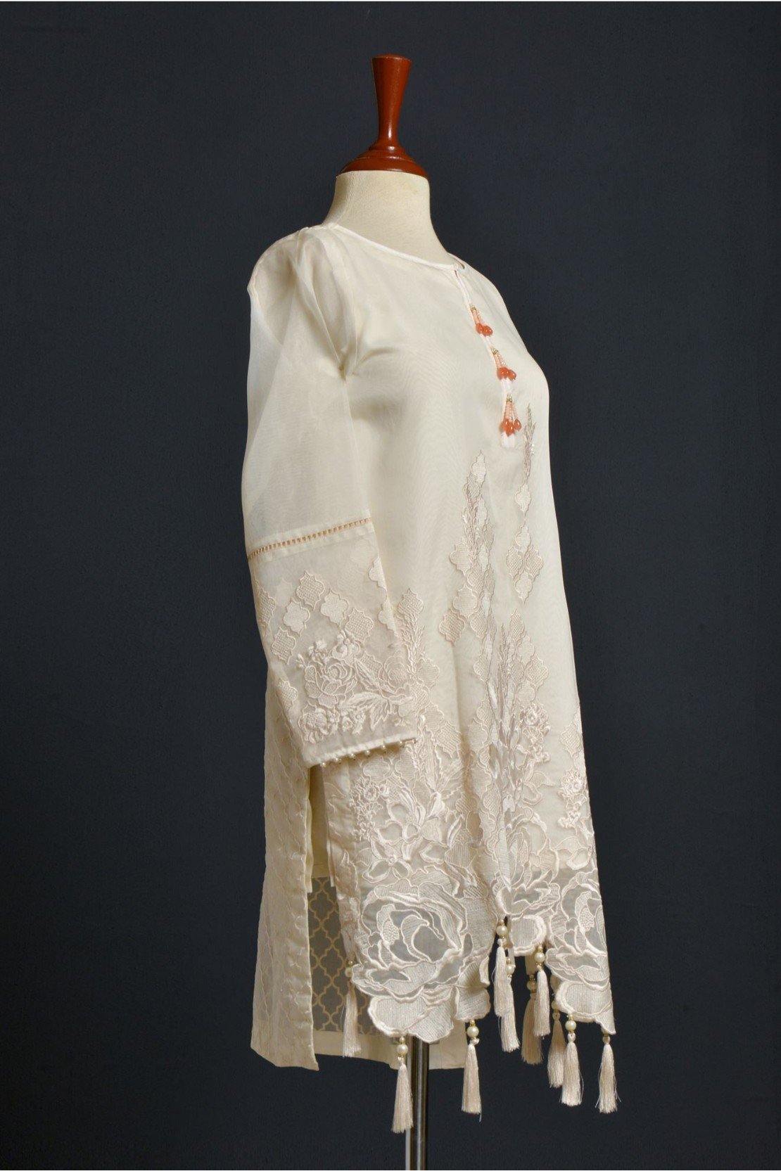 LP-011 (LUXURY PRET) - Saya