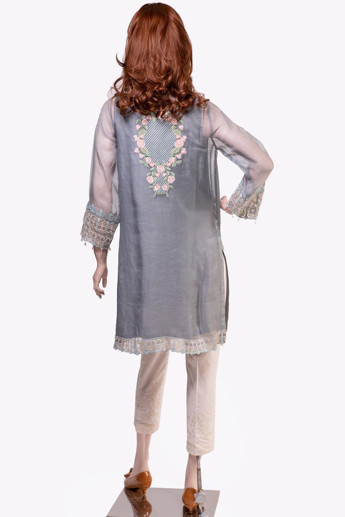 LP-020 (LUXURY PRET) - Saya
