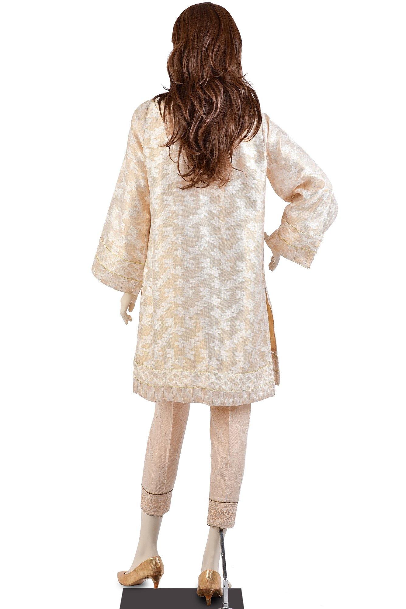 LP-046 (LUXURY PRET) - Saya
