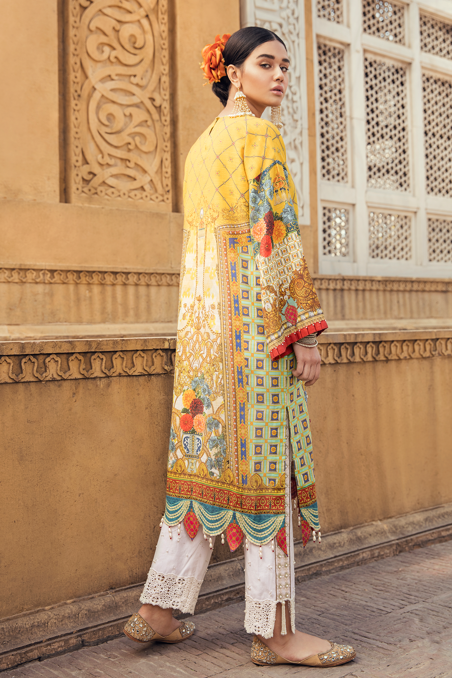 MUMTAZ MEHAL (EV-1711112) - ELAN Staging