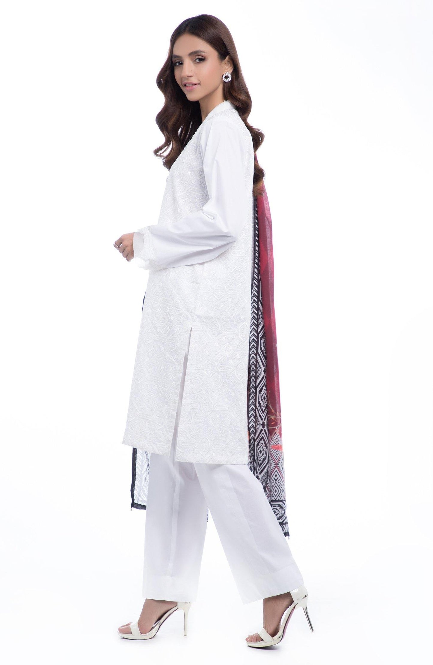 NRHC-027/WHITE - ELAN Staging