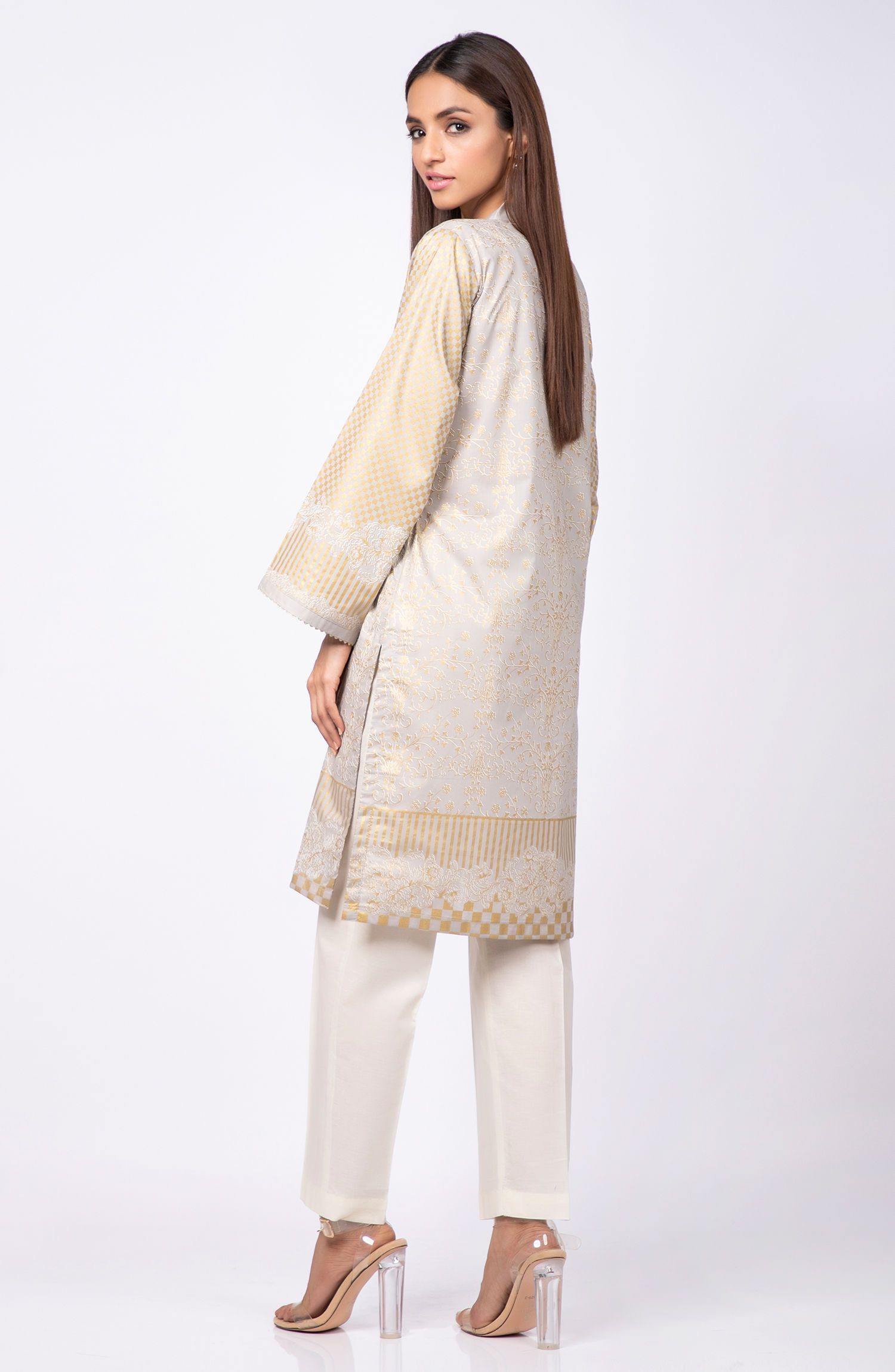 NRHC-041/OPAL GREY - ELAN Staging