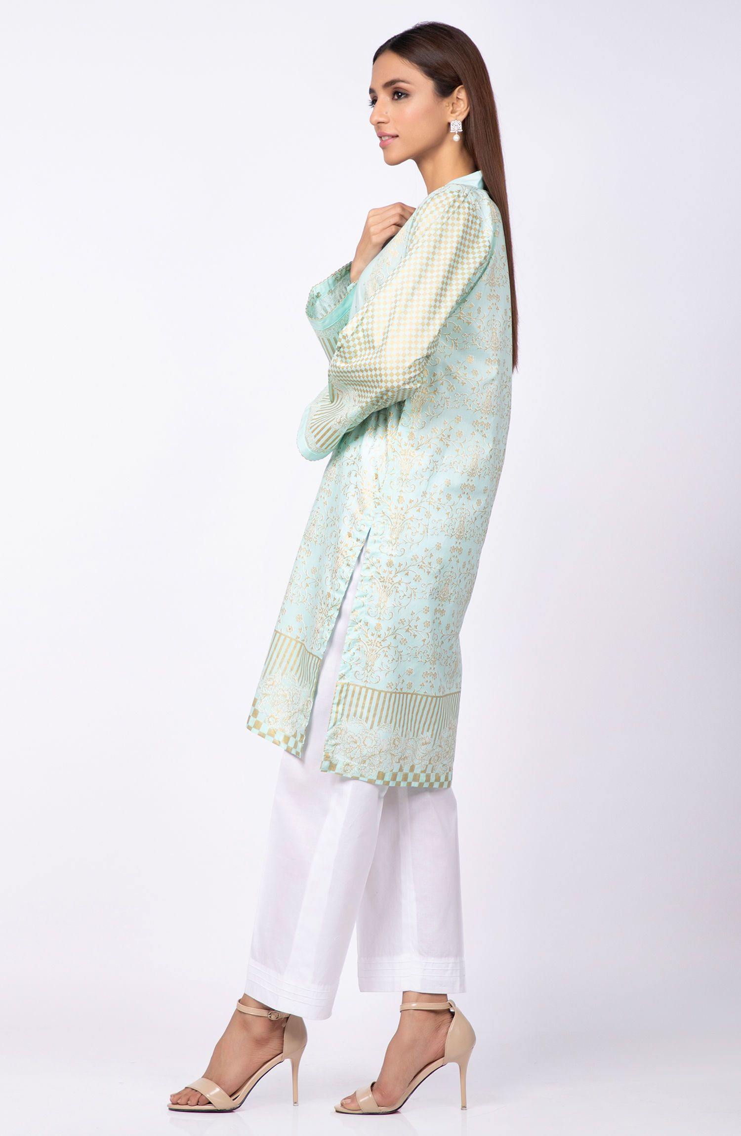 NRHC-041/OPAL BLUE - ELAN Staging