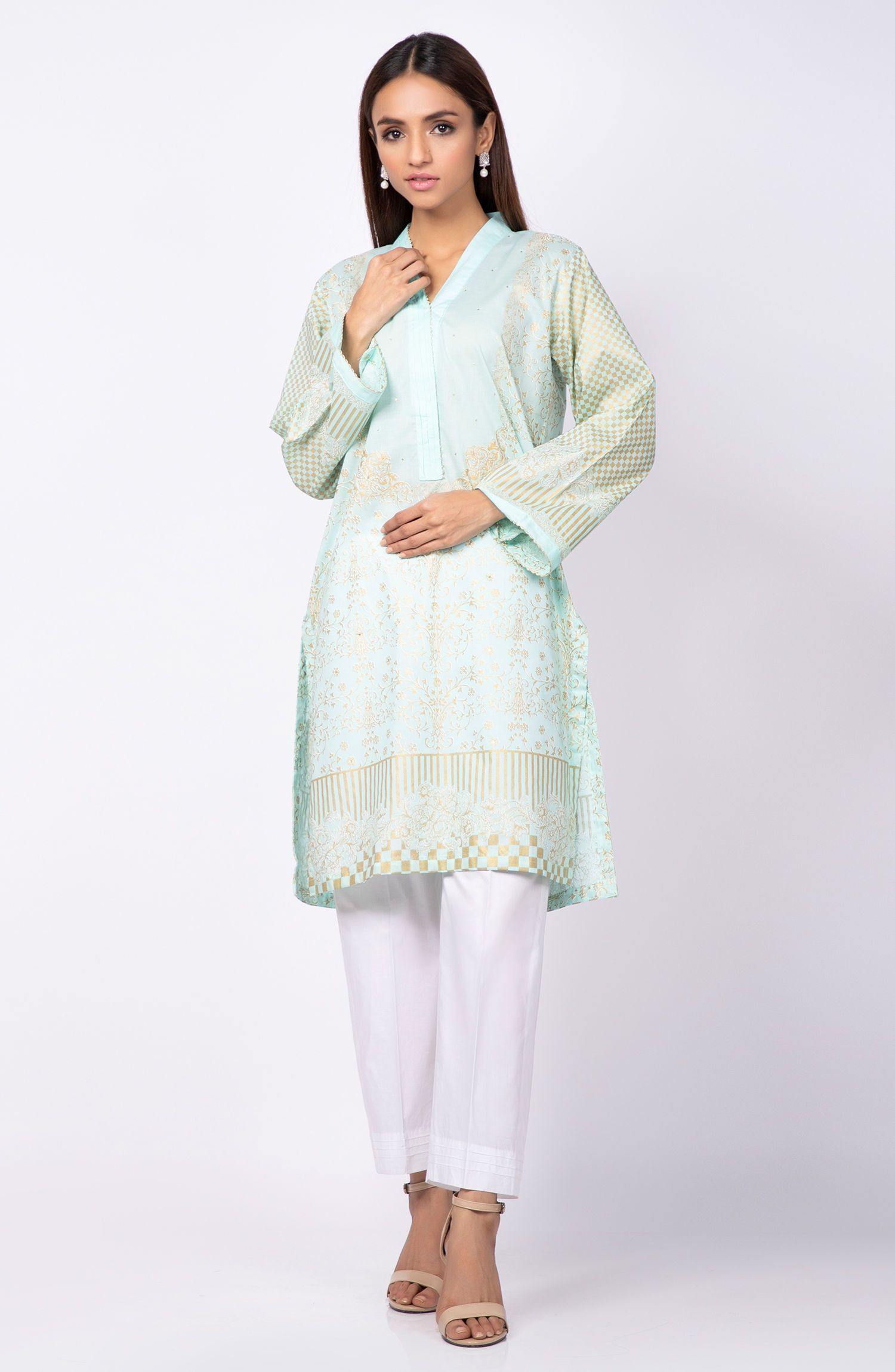 NRHC-041/OPAL BLUE - ELAN Staging