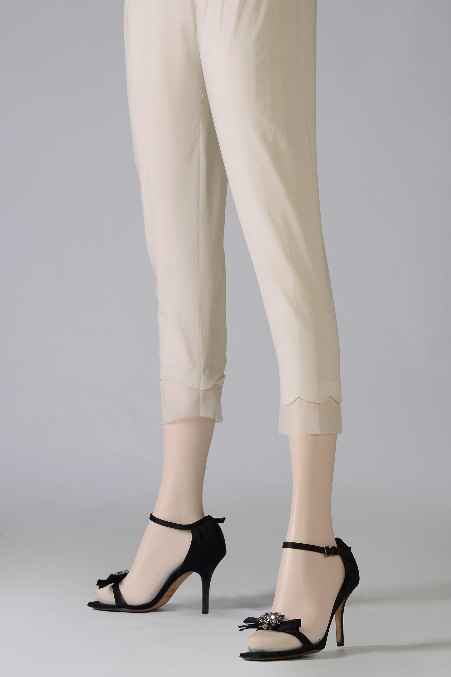 ST-164 (IVORY) - Saya