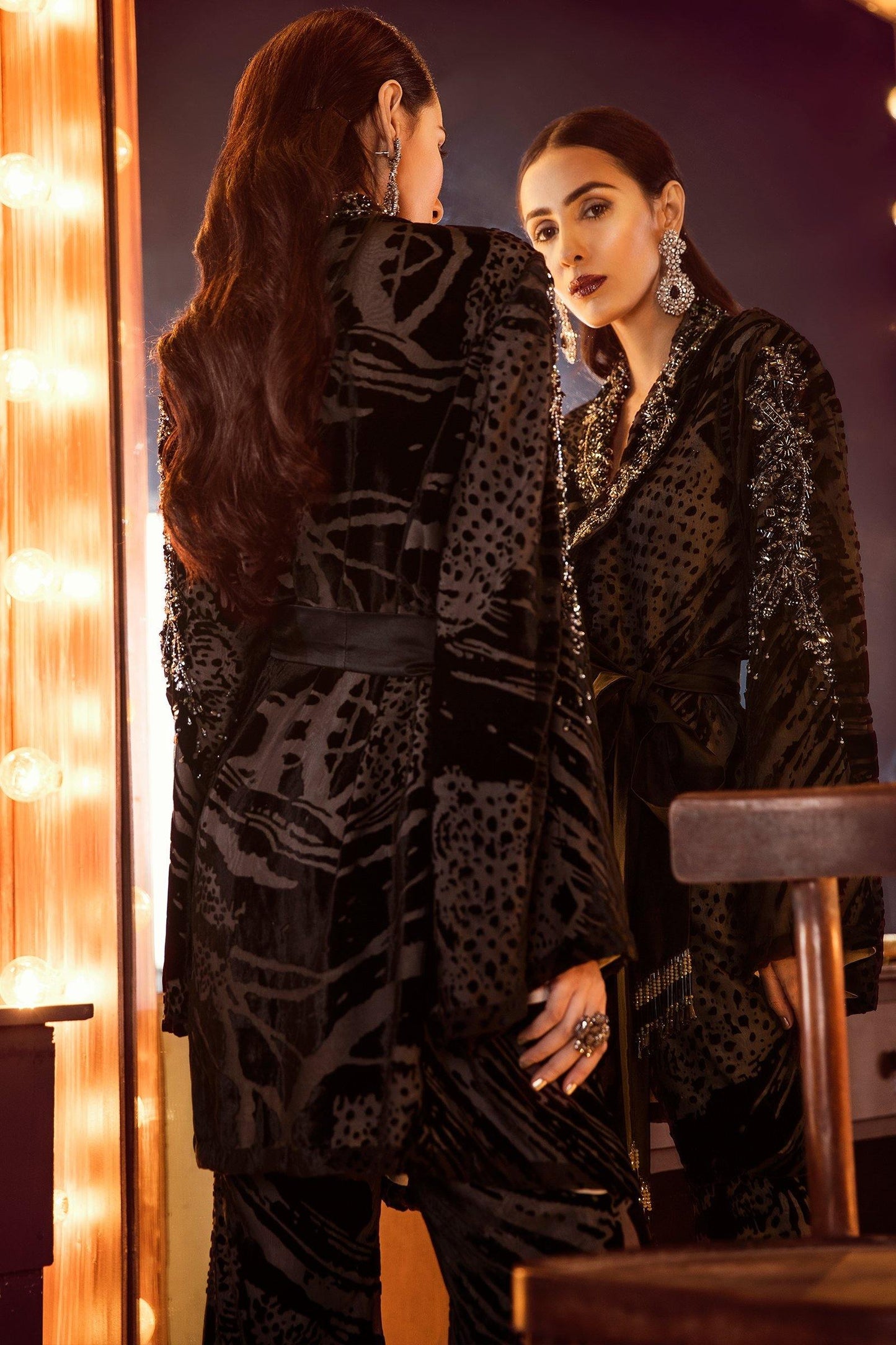 PLUSH MADAME (EP-1712078) - ELAN Staging