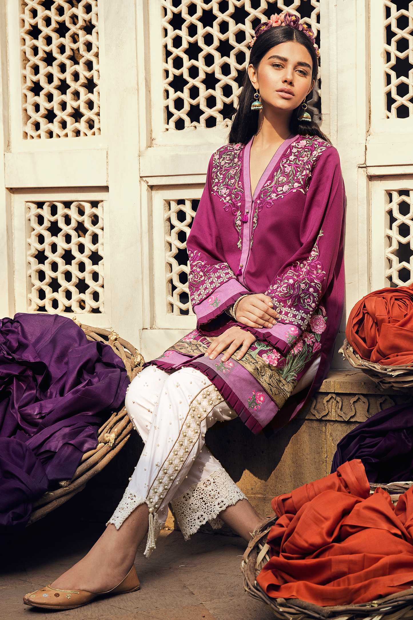 ROSHAN ARA (EV-1711107) - ELAN Staging