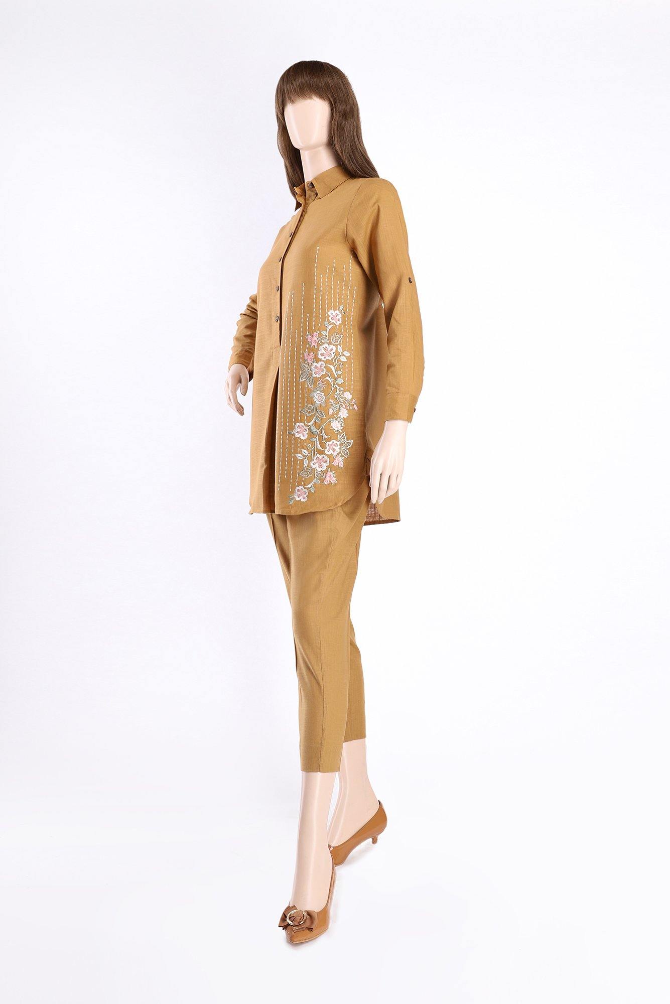 SP-557 CHI-19503 EMB (SHIRT/TROUSER) - ELAN Staging