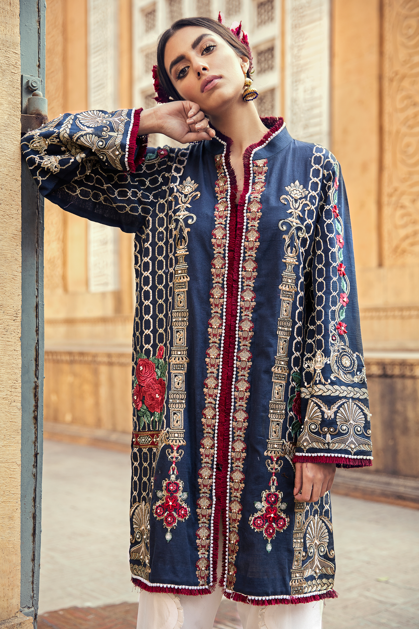 SOORAJ MUKHI BLUE (EV-1711106) - ELAN Staging