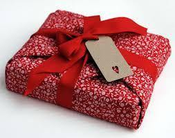 Gift wrapping - ELAN Staging