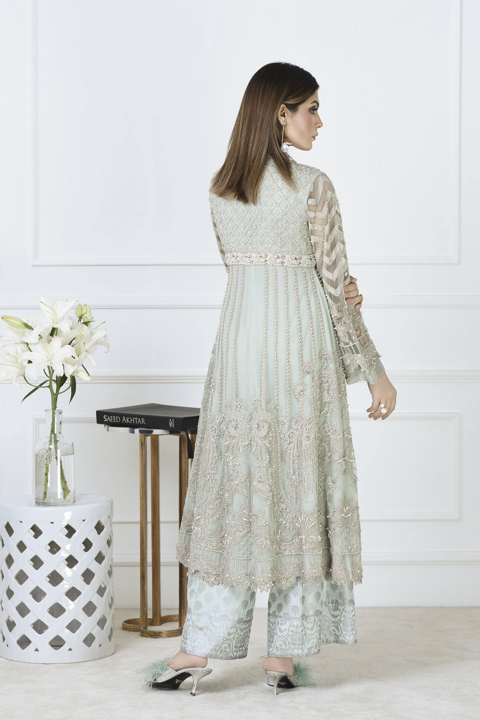 ORIENTAL FILIGREE (EP-1708036) - ELAN Staging