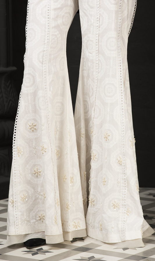 VICTORIAN CREAM (EV-1709075) - ELAN Staging