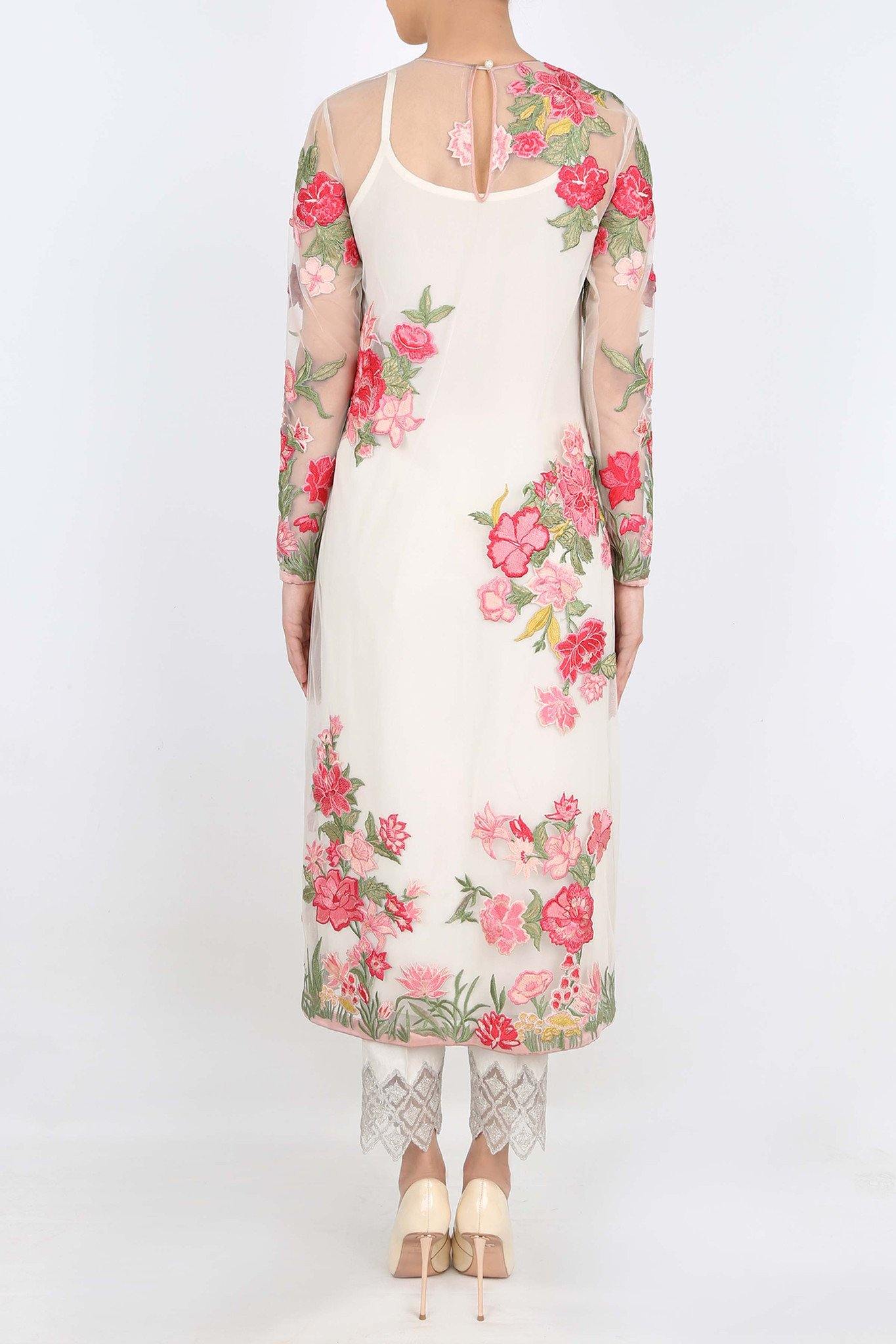 VICTORIAN SUMMER WHT-PRT - ELAN Staging